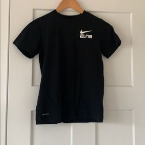 Nike elite tee shirt
